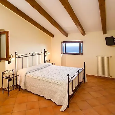 Il Glicine 3* Cetara