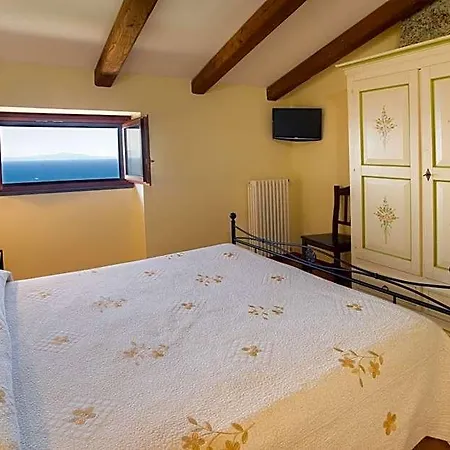 Il Glicine Bed & Breakfast 3*